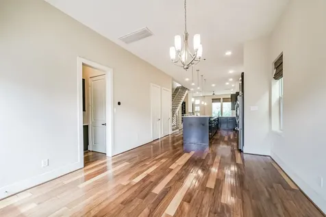 5425 Hidalgo Street A Houston TX 77056
