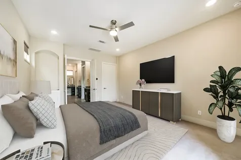 5425 Hidalgo Street A Houston TX 77056
