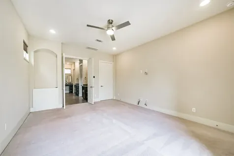 5425 Hidalgo Street A Houston TX 77056