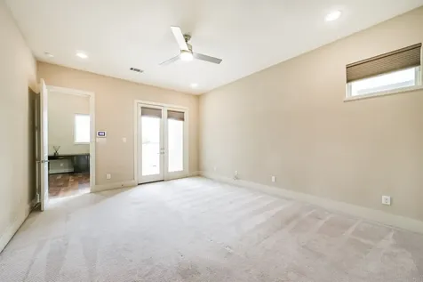 5425 Hidalgo Street A Houston TX 77056