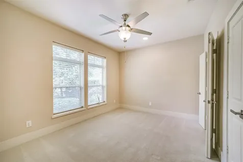 5425 Hidalgo Street A Houston TX 77056