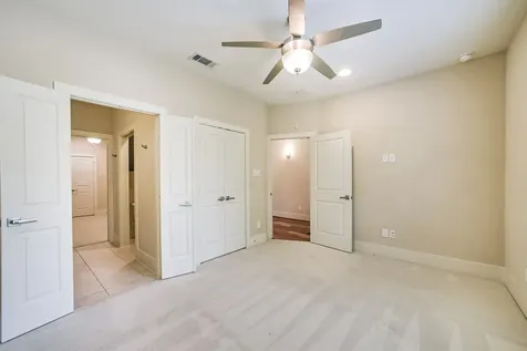 5425 Hidalgo Street A Houston TX 77056