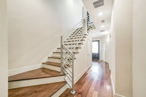 5425 Hidalgo Street A Houston TX 77056