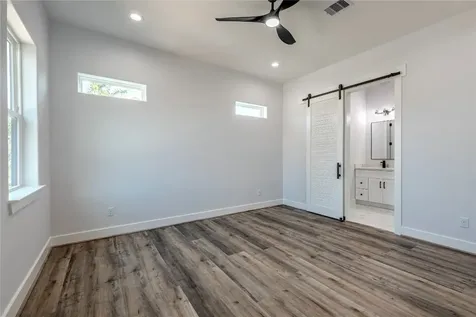 1102 36th Street Galveston TX 77550