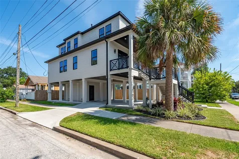 1102 36th Street Galveston TX 77550