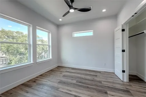 1102 36th Street Galveston TX 77550