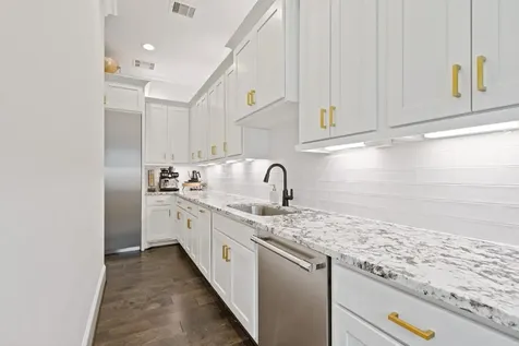18 Karsten Creek Court Spring TX 77389