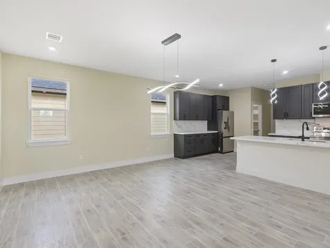 327 Road 5840 Cleveland TX 77327