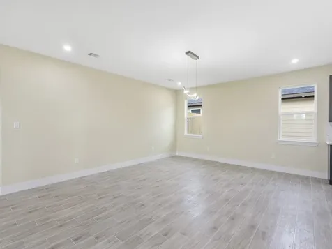 327 Road 5840 Cleveland TX 77327