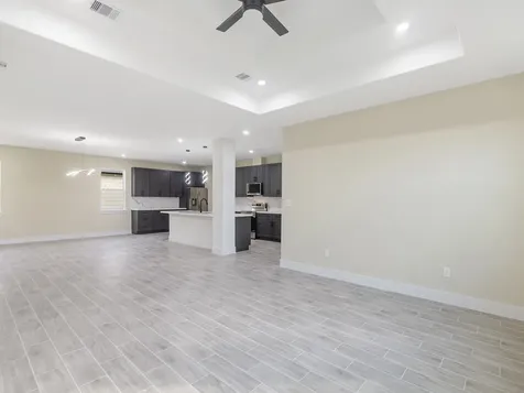327 Road 5840 Cleveland TX 77327