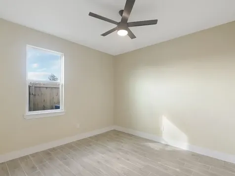 327 Road 5840 Cleveland TX 77327
