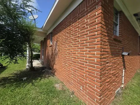 1824 Magnolia Street Liberty TX 77575