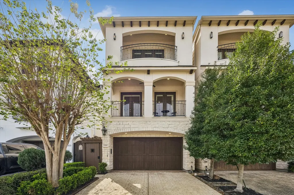 5305 Gibson Street Houston TX 77007