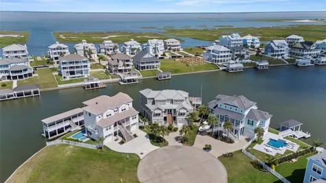 4103 Greenwing Teal Court Galveston TX 77554