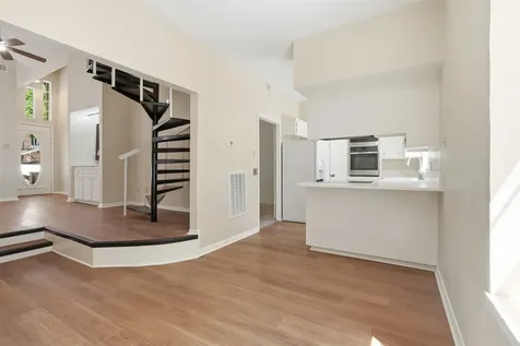 5515 Strack Road 105 Houston TX 77069
