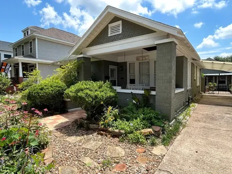 1322 Harvard Street Houston TX 77008