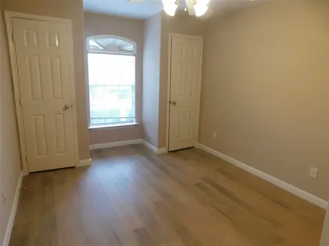 2710 Grants Lake Boulevard J2 Sugar Land TX 77479