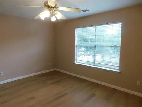 2710 Grants Lake Boulevard J2 Sugar Land TX 77479