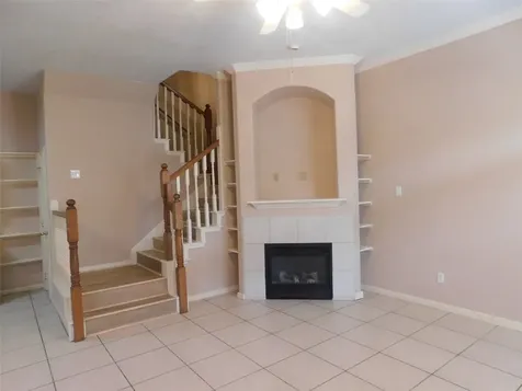 2710 Grants Lake Boulevard J2 Sugar Land TX 77479