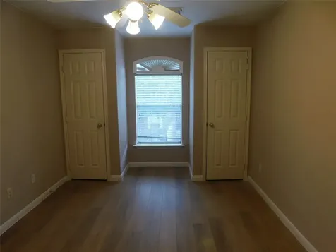 2710 Grants Lake Boulevard J2 Sugar Land TX 77479