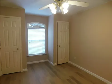2710 Grants Lake Boulevard J2 Sugar Land TX 77479