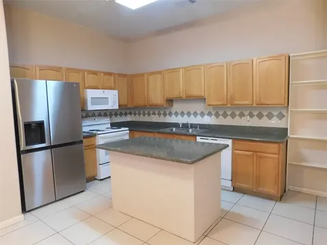 2710 Grants Lake Boulevard J2 Sugar Land TX 77479