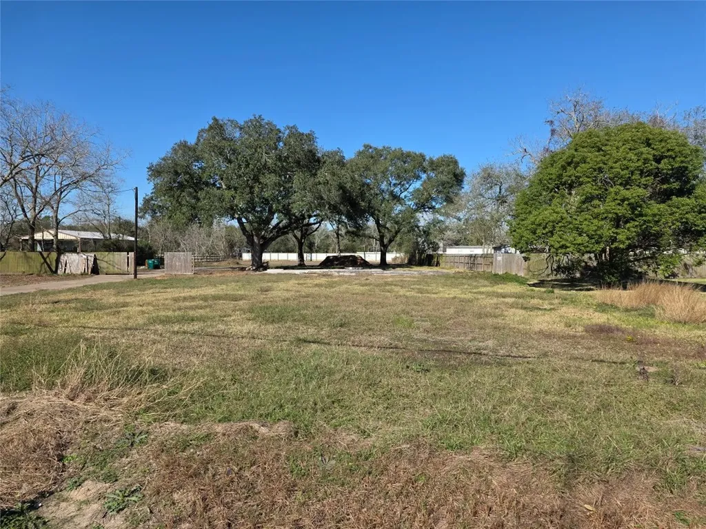 414 Gordy Road Bacliff TX 77518