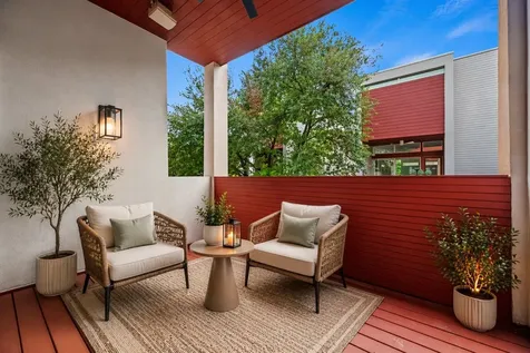 1107 W 17th Street Houston TX 77008