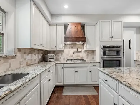 210 Creekside Drive Magnolia TX 77354
