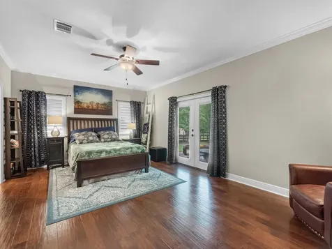 210 Creekside Drive Magnolia TX 77354