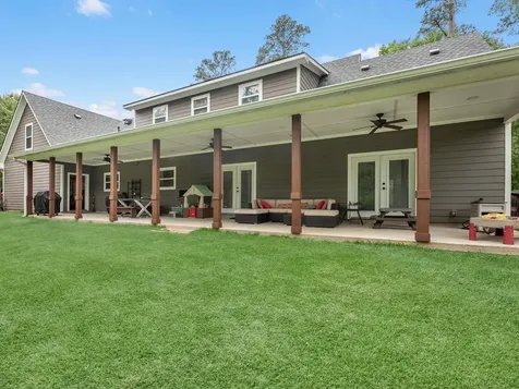 210 Creekside Drive Magnolia TX 77354