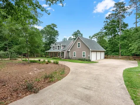 210 Creekside Drive Magnolia TX 77354