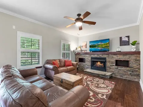 210 Creekside Drive Magnolia TX 77354