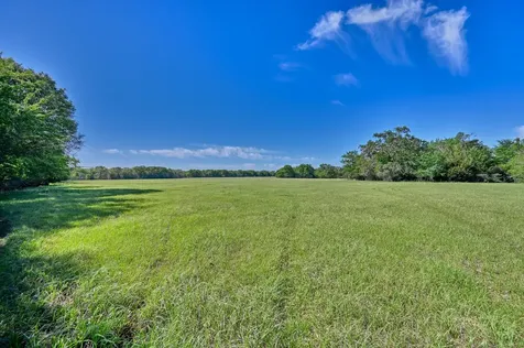 00 Lcr 800 Groesbeck TX 76642