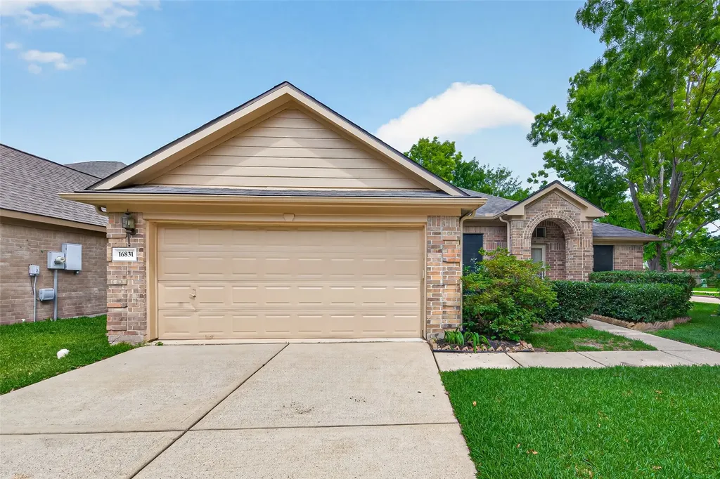 16831 Dunbar Grove Court Sugar Land TX 77498