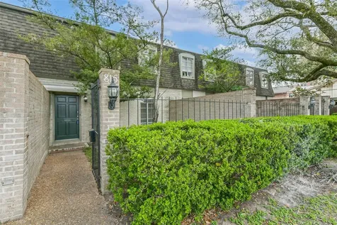 815 S Ripple Creek Drive 4 Houston TX 77057