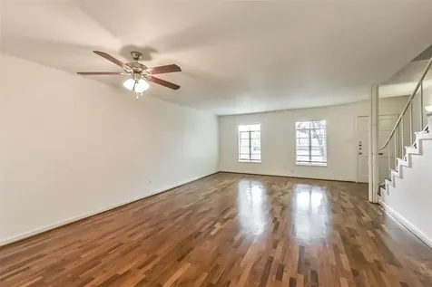 815 S Ripple Creek Drive 4 Houston TX 77057