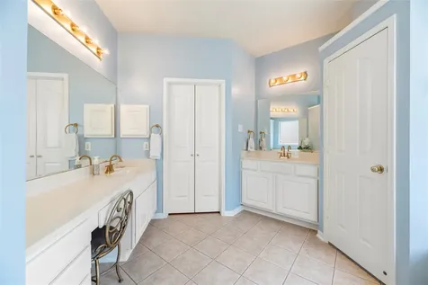 7930 Chateau Point Lane Houston TX 77041