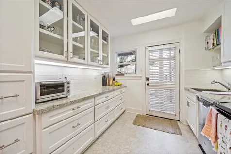 2324 Goldsmith Street A Houston TX 77030