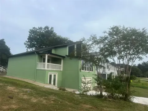 311 Edgewater Drive Livingston TX 77351
