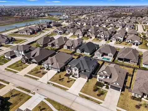 4917 Harbor Brooks Lane League City TX 77573