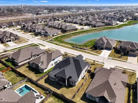 4917 Harbor Brooks Lane League City TX 77573