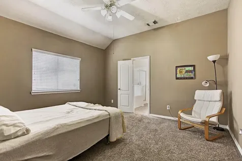 9211 Hidden Lake E Magnolia TX 77354