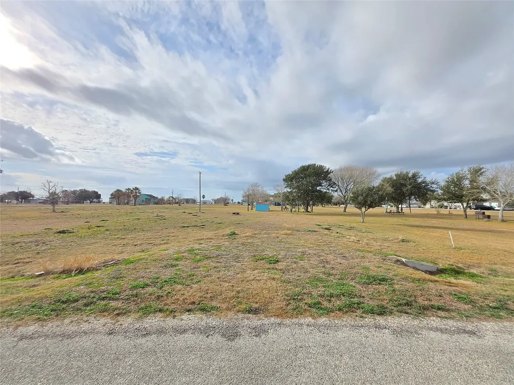 95 Stovall Drive Palacios TX 77465