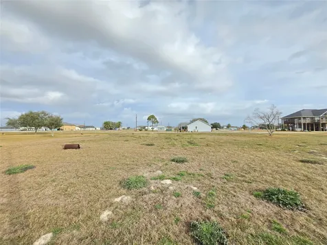 95 Stovall Drive Palacios TX 77465