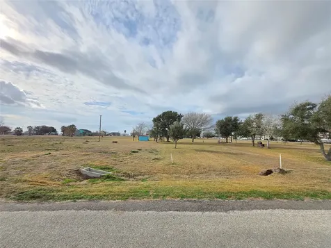 95 Stovall Drive Palacios TX 77465