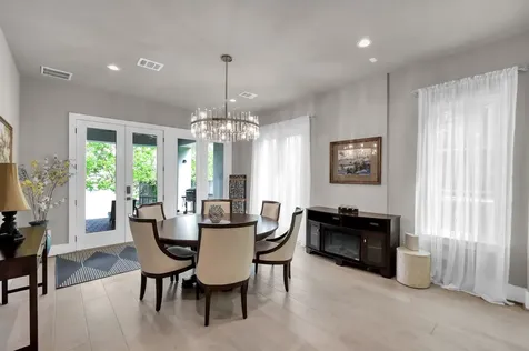 22 Lakeside Cove The Woodlands TX 77380