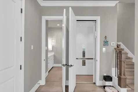 22 Lakeside Cove The Woodlands TX 77380