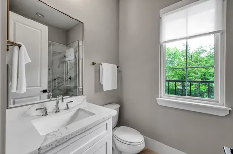 22 Lakeside Cove The Woodlands TX 77380