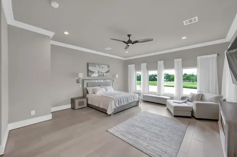22 Lakeside Cove The Woodlands TX 77380